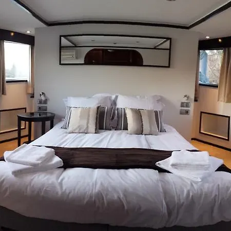 Feriehus Seine Loftboat La Frette-sur-Seine